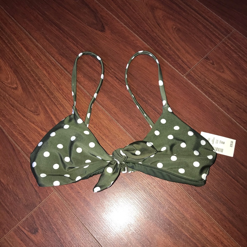 Polka dot bikini top